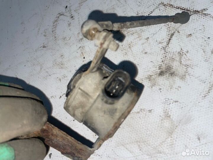 Датчик дорожного просвета Cadillac Srx FEE LH2