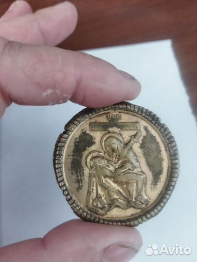 Редкая икона медальон