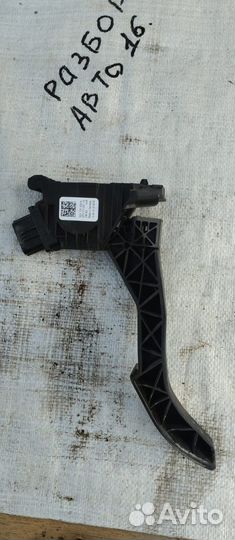 Педаль газа Skoda Octavia a7