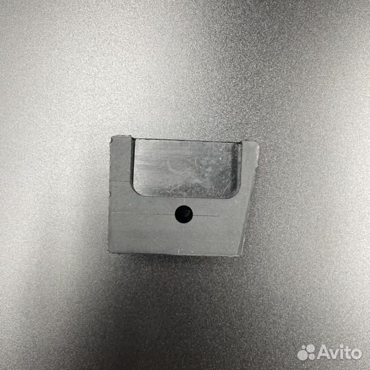 Заглушка в поддон Yamaha 40X MH (SCM)