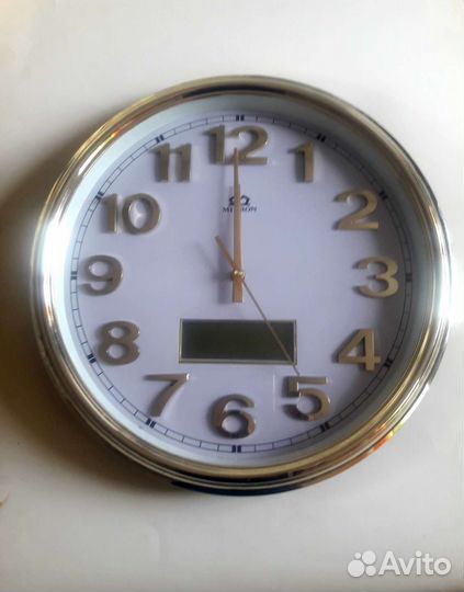 Часы настенные