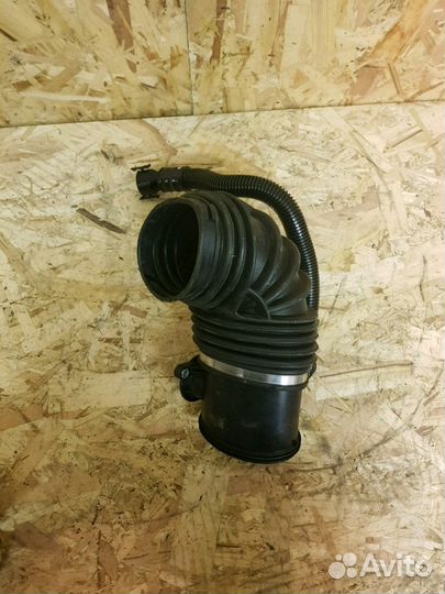 Трубопровод чистого воздуха bmw g11 g12 g30 x5 g05