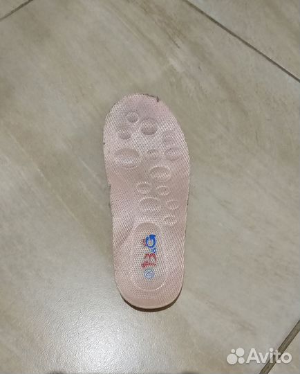 Кроссовки для девочки 24 размер