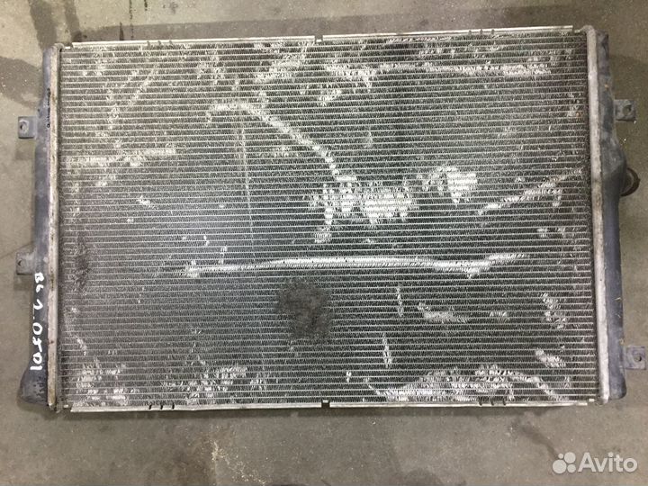 Фольксваген Пассат Радиатор охлаждающей жидкости