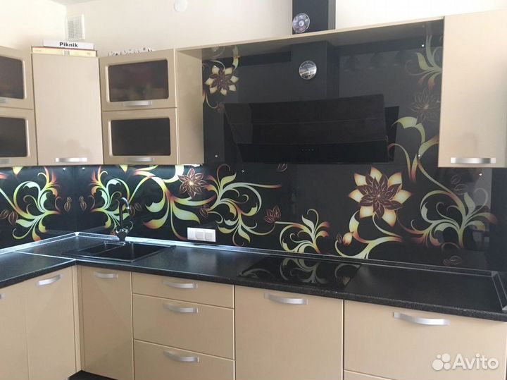 Кухонный фартук с различным дизайном