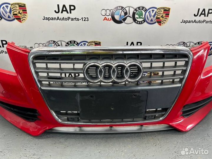 Бампер передний Audi A4/RS4/S4