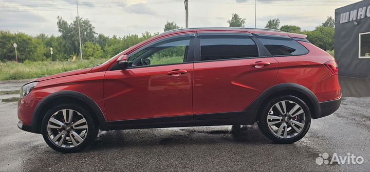 LADA Vesta Cross 1.6 МТ, 2020, 110 000 км