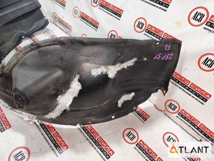 Подкрылок передний левый toyota camry