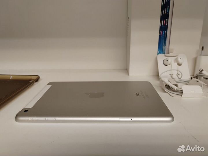 iPad mini с симкой, дисплей ретина