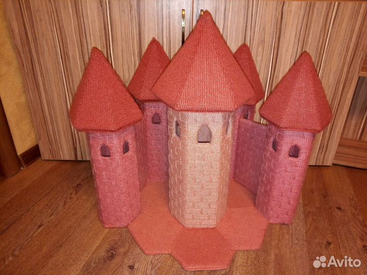 Вязаный замок