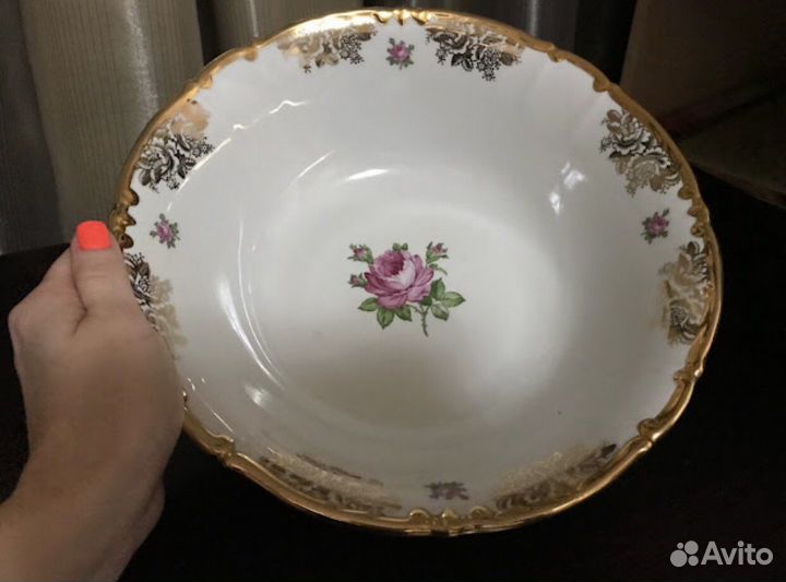 Сервиз роза гдр на 12 персон