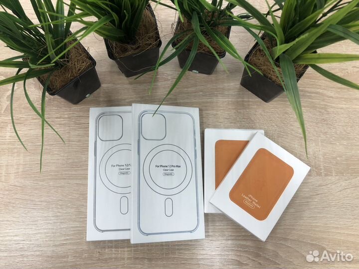 Чехол на iPhone