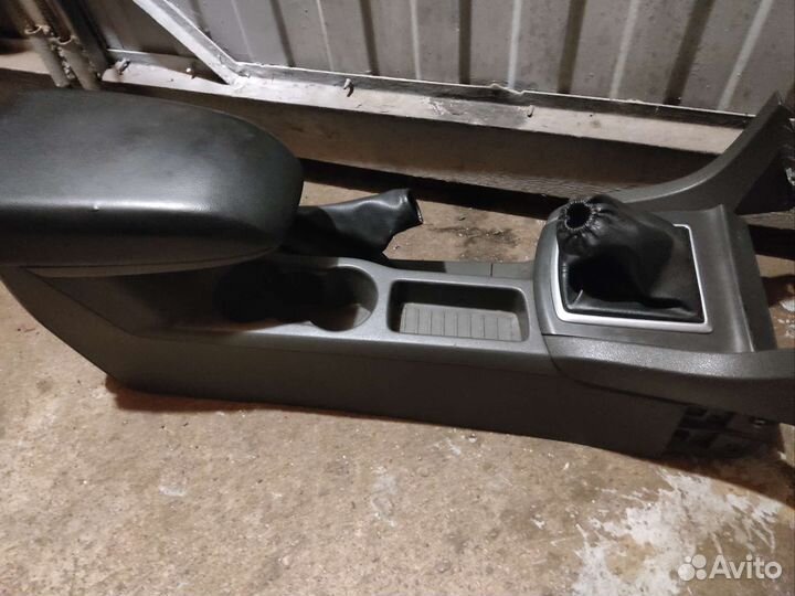 Центральная консоль ford focus 2