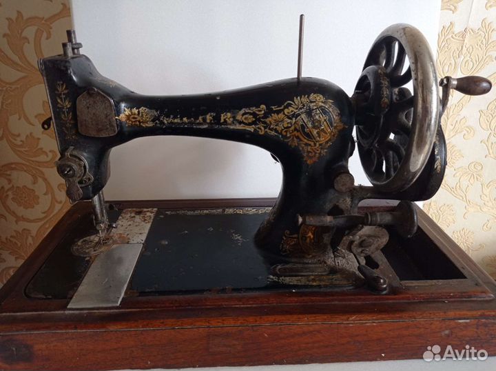 Швейная машина зингер ручная