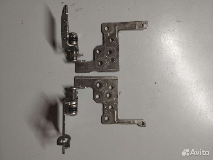 Петли acer E3-111 E3-112 ES1-111 ES1-131