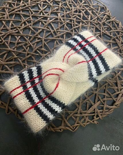 Повязка на голову вязаная