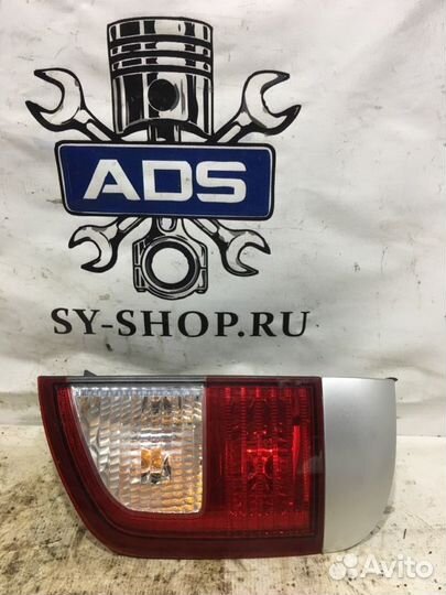 Фонарь правый Ssang Yong Kyron 1 D20DT 2006