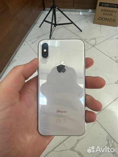 iPhone X, 64 ГБ