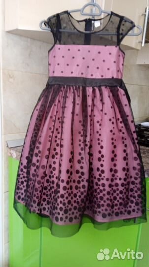 Платье для девочки нарядное 7-8 лет