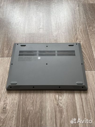Ноутбук Lenovo