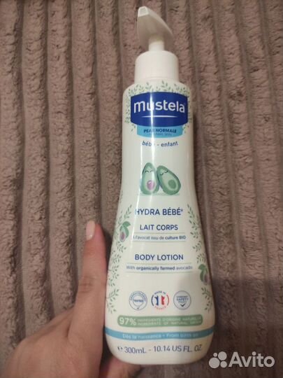 Mustela