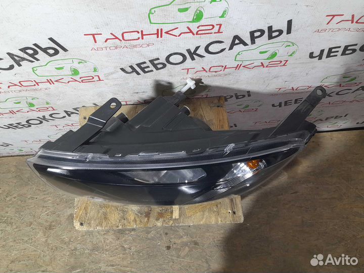 Фара левая LADA Granta FL (2017+)