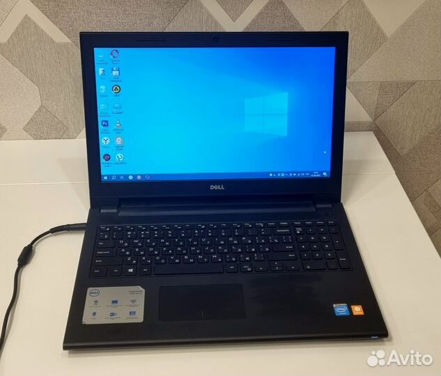 Dell inspiron 15, model dsdnn52, 15,6' 3000 Series