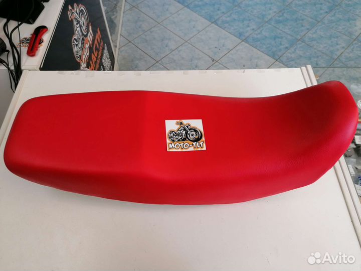 Седло Irbis TTR-250Rb красное