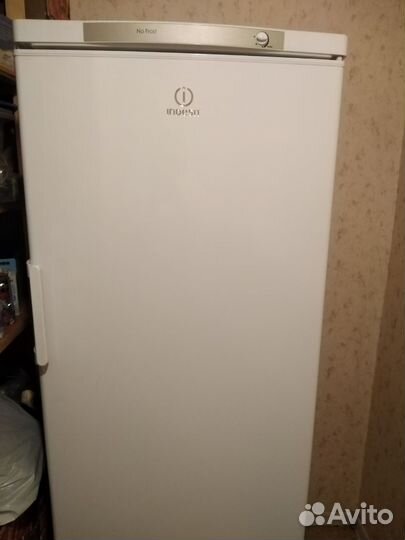 Морозилка indesit 270 литров