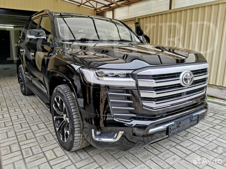 Рестайлинг Toyota Land Cruiser 200