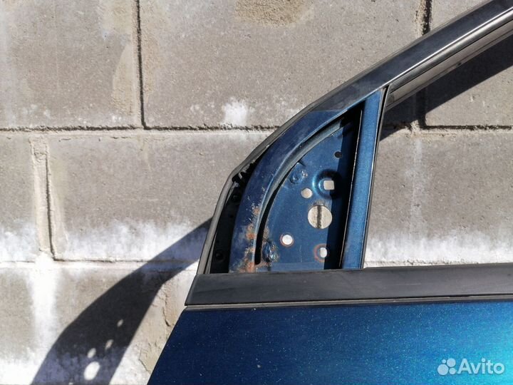 Mitsubishi Lancer 9 Дверь передняя левая