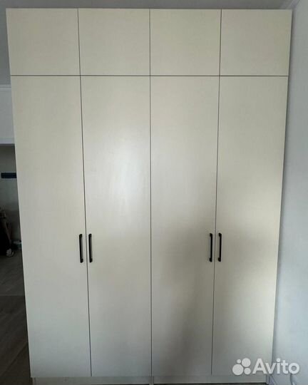 Шкаф распашной в стиле IKEA