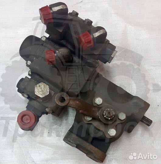 Распределитель с редуктором (гур) К-700,К-701(Нов)