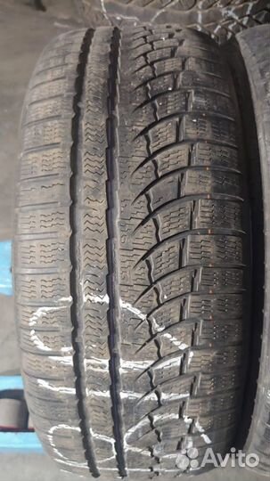 Nokian Tyres WR A4 245/50 R18 100H