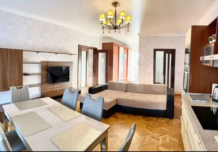 Комната 90 м² в 3-к., 2/2 эт.