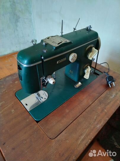 Швейная машина