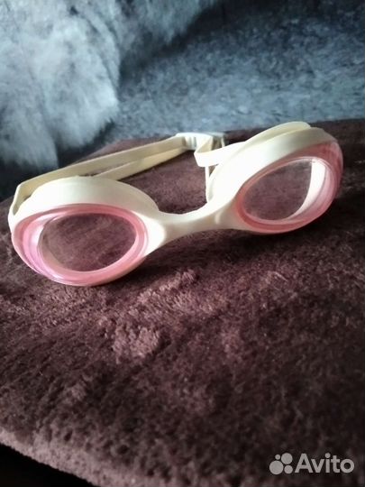 Очки для плавания