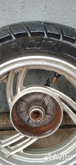 Передняя вилка с колесами от китайского скутера