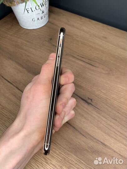 iPhone Xs Max, 64 ГБ