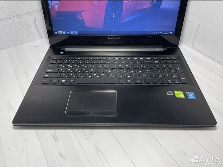 Игpoвой ноутбук Lenovo i5/8gb/2видeокарты/SSD+HDD