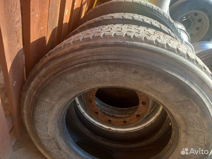 Продам колеса,шины,батоны R22.5