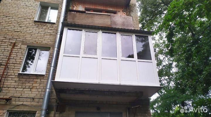 Остекление балкона и установка пластиковых окон