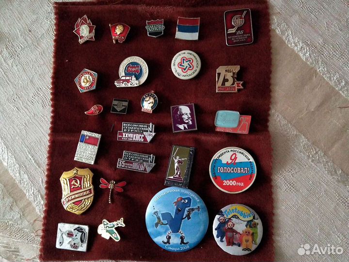 Значки, бижутерия