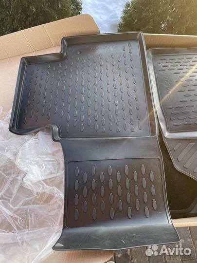 Автомобильные коврики