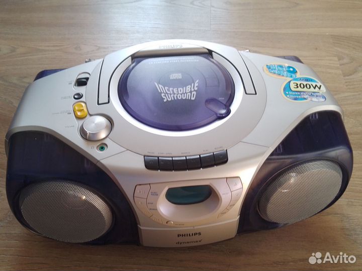 Музыкальный центр philips