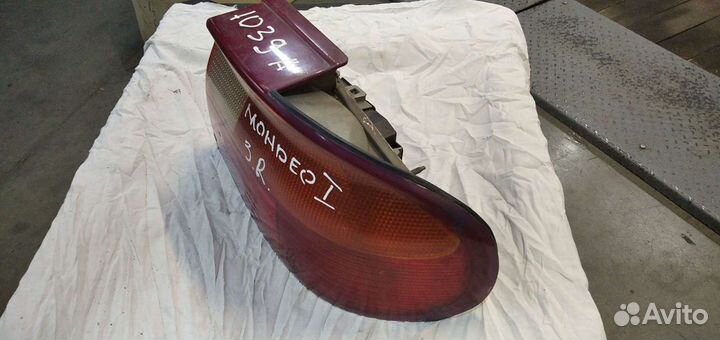 Фонарь правый Ford Mondeo I седан