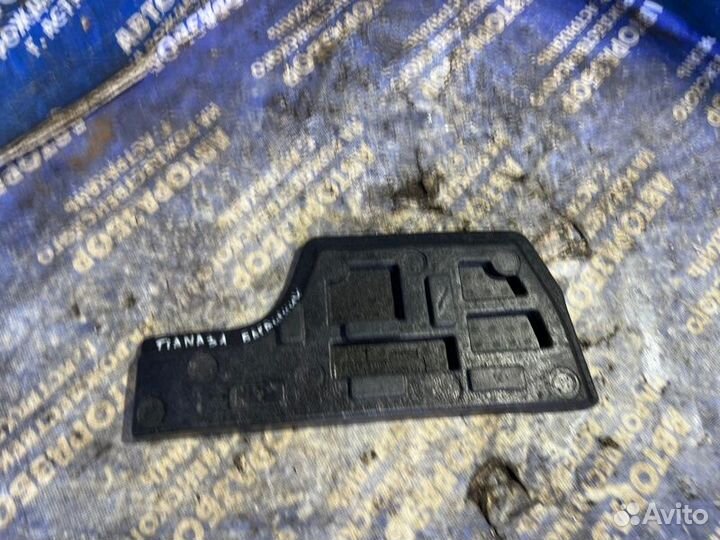 Наполнитель багажника Nissan Teana J31 седан VQ23