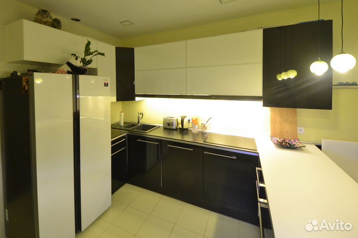 Кухня угловая на заказ. Модульная кухня