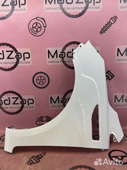 Крыло переднее левое белое Kia Rio 2011-2017