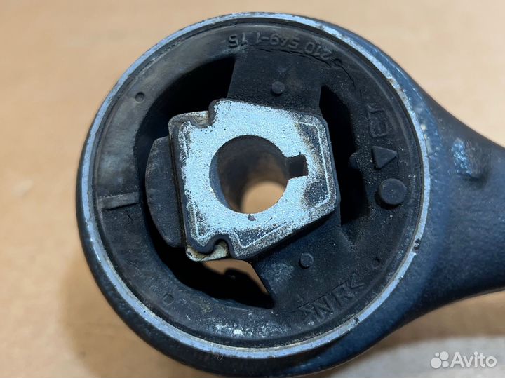 Рычаг продольный правый 72т.км Bmw x3 e83